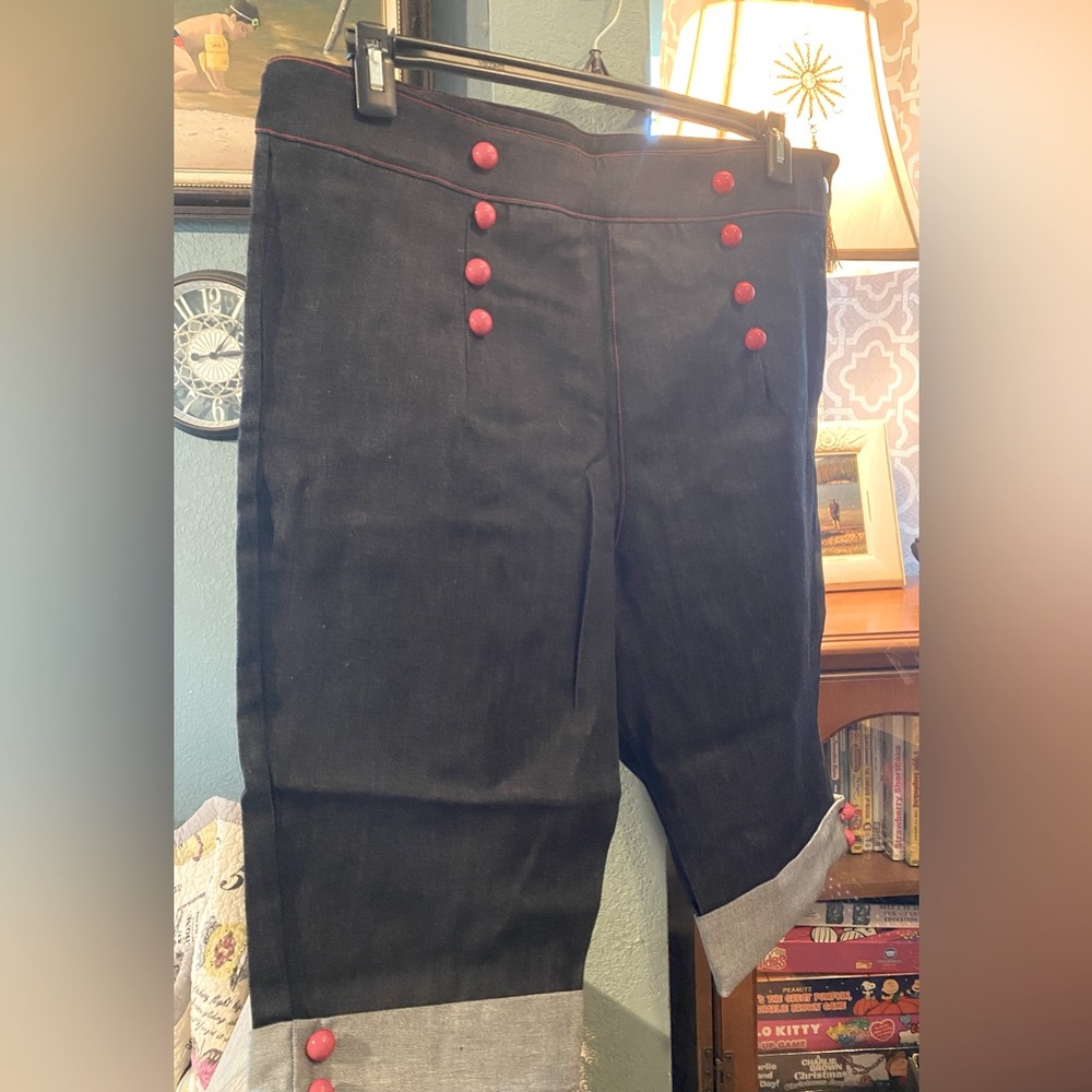 Pinky Pinups Sailor cropped pants